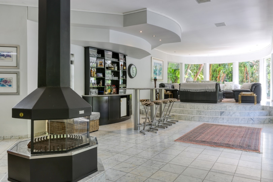 3 Bedroom Property for Sale in Constantia Western Cape
